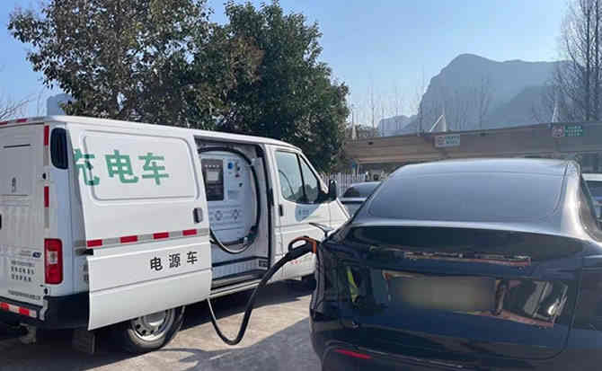 江津区汽车搭电